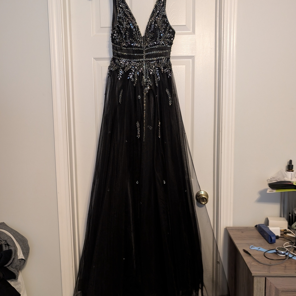 GB Black and Silver Prom Dress Size 1 But Fits Like A 0